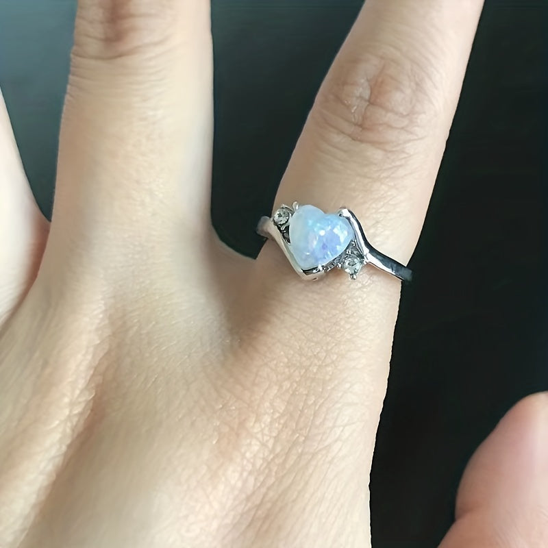 Anillo Estela con piedra lunar