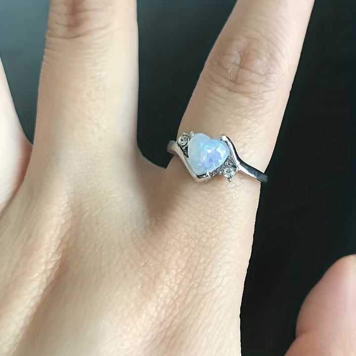 Anillo Estela con piedra lunar