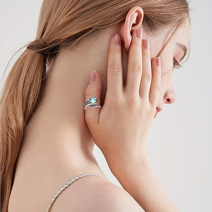 Anillo Manuela con Piedra Lunar