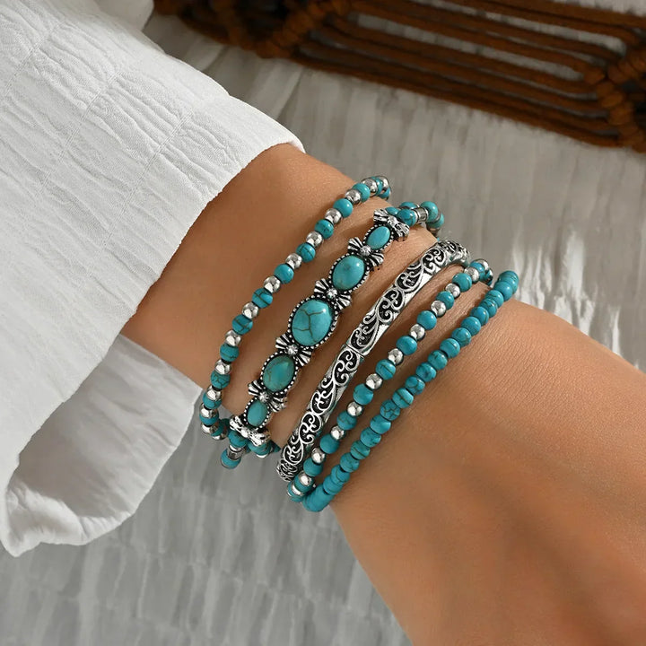Conjunto de pulseras boho con cuentas turquesas