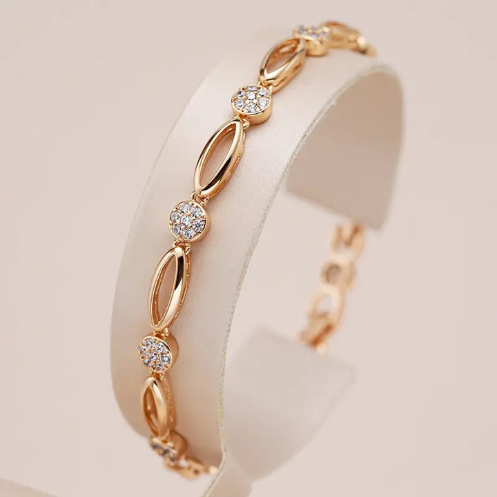 Pulsera elegante bañada en oro