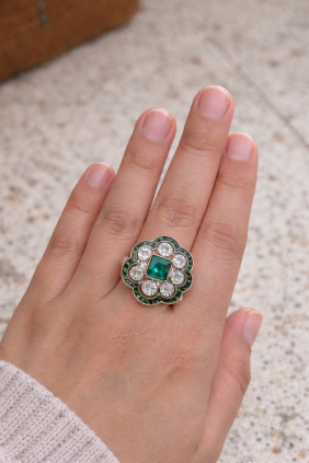 <p>MÁS DE 10 000 CLIENTES SATISFECHOS EN ESPAÑA</p>